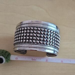 NWOT Chic Silver Studded Cuff Bracelet